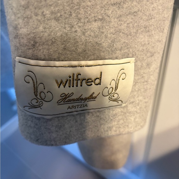 Aritzia Women's Gray Cocoon Wool Coat - Picture 5 of 6